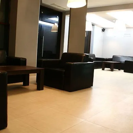 Camelot Hotel 3*