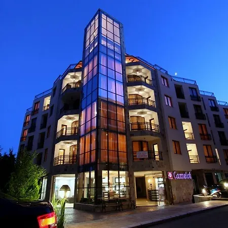 Camelot Hotel 3*